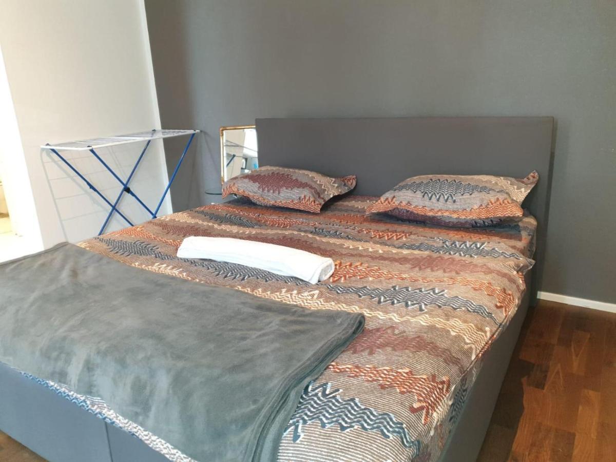 Deluxe Apartment 5P Mm A Vienna Exterior photo