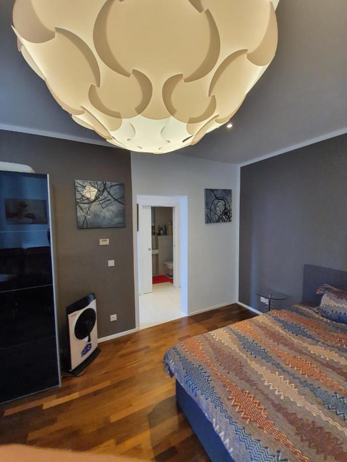 Deluxe Apartment 5P Mm A Vienna Exterior photo